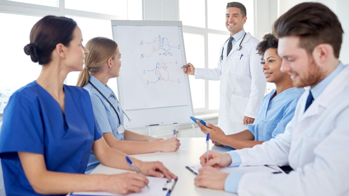 Koordynator medyczny – czego może nauczyć się na kursie?